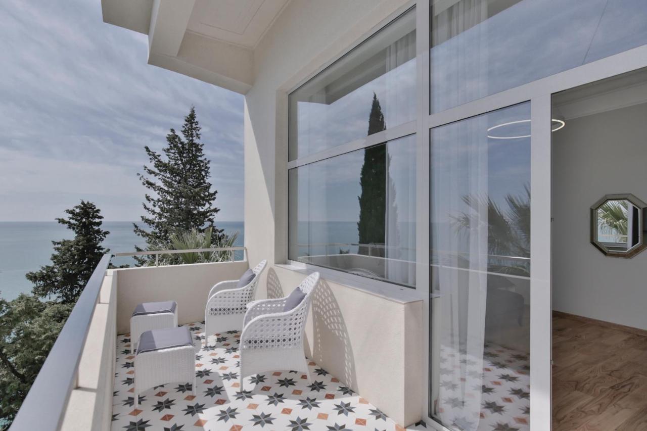Garden Resort Gagra Exterior foto